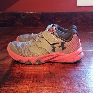 Under Armour Boys No-Tie Shoes